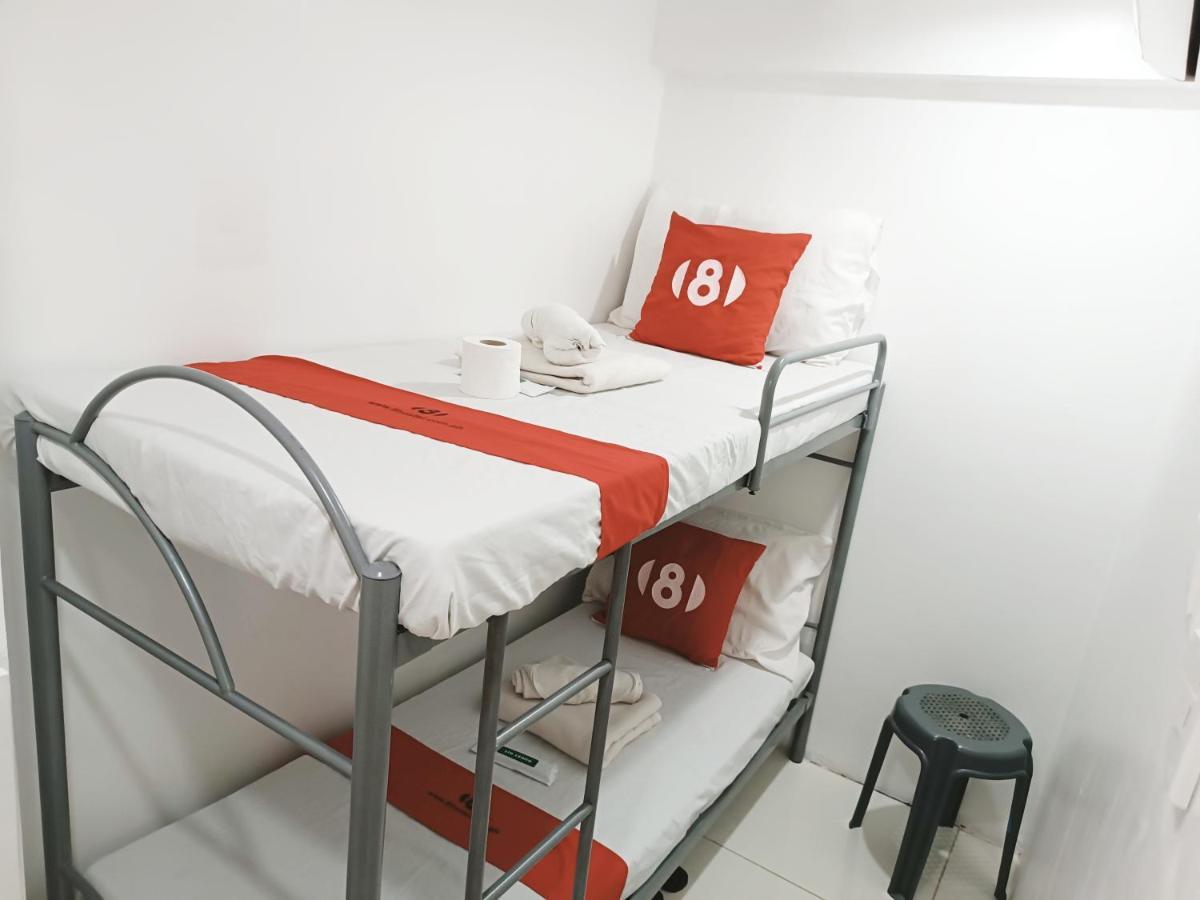 8Hostel Manila Dış mekan fotoğraf
