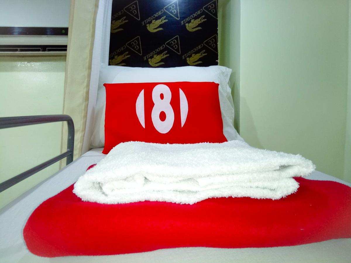 8Hostel Manila Dış mekan fotoğraf