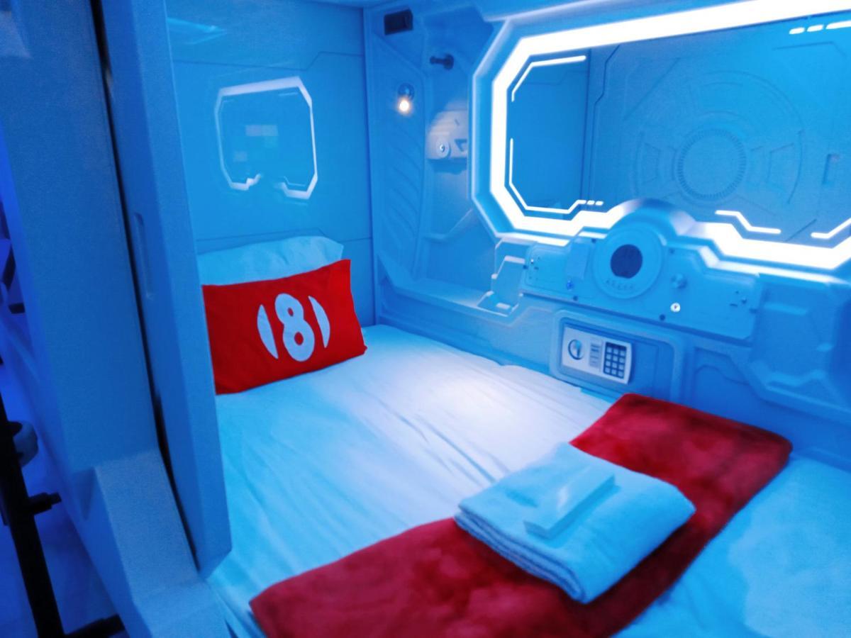 8Hostel Manila Dış mekan fotoğraf